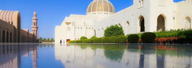 مسقط … بوابة عُمان الساحرة