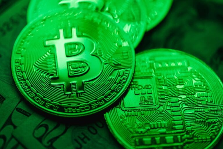 توقعات وول ستريت: ارتفاع البتكوين في الربع الثاني وتأثيره على مستقبل الاستثمار