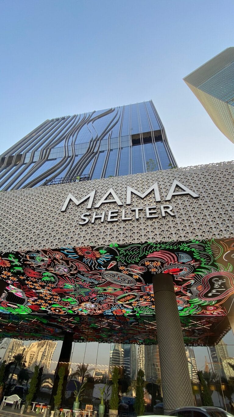 Mama Shelter دبي: أول فرع في الشرق الأوسط تجربة  مبتكرة