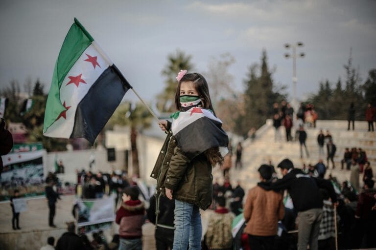 حذف صفرين من الليرة السورية 2025 سيناريو تركيا الناجح أم كارثة زيمبابوي؟