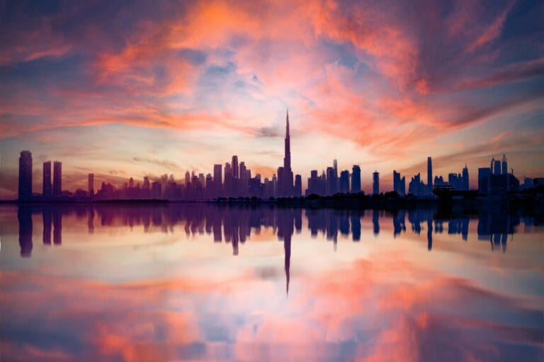 دبي.. قصة بناء مدينة من العدم نحو المستقبل دليل مفصّل لأشهر الأماكن والمعالم السياحية