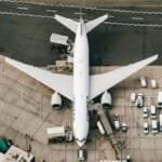 تعطل المعدات يؤدي إلى تأخيرات وإ cancellations في مطارات شمال شرق الولايات المتحدة